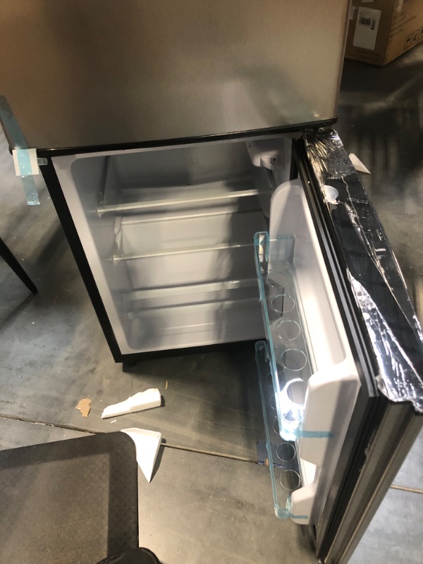 Photo 4 of Anukis Compact Refrigerator 3.5 Cu Ft 2 Door Mini Fridge with Freezer For Apartment, Dorm, Office, Family, Basement, Garage, Silver 3.5 Cu Ft silver
