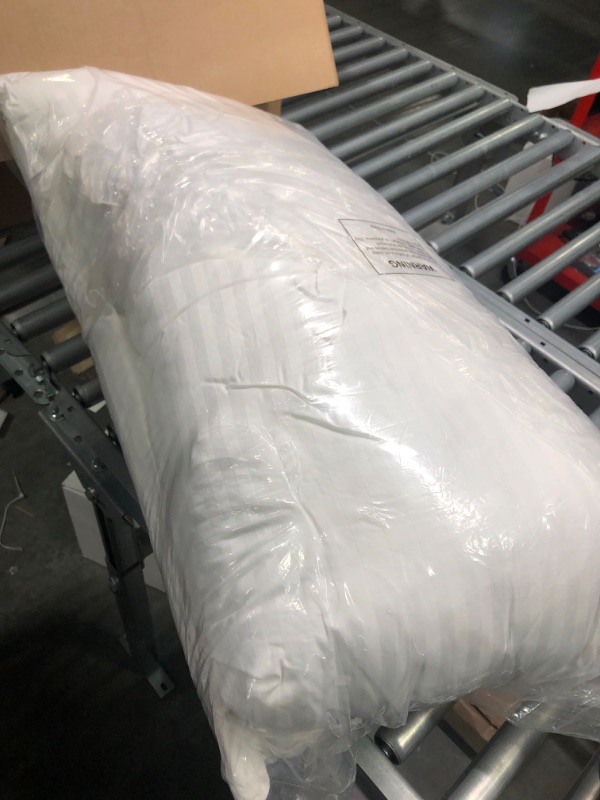 Photo 1 of 2 Pack King Pillows White