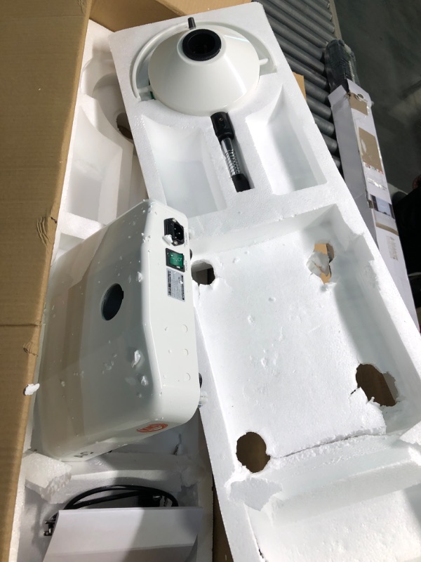 Photo 1 of EustomA Floor Portable Mobile LED Surgical Exam Light Shadowless Lamp 12 LED Bulbs KD-2012L-3