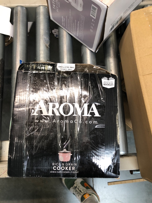 Photo 1 of Aroma Housewares 4-Cups (Cooked) / 1Qt. Rice & Grain Cooker (ARC-302NGP), Pink Pink Cooker