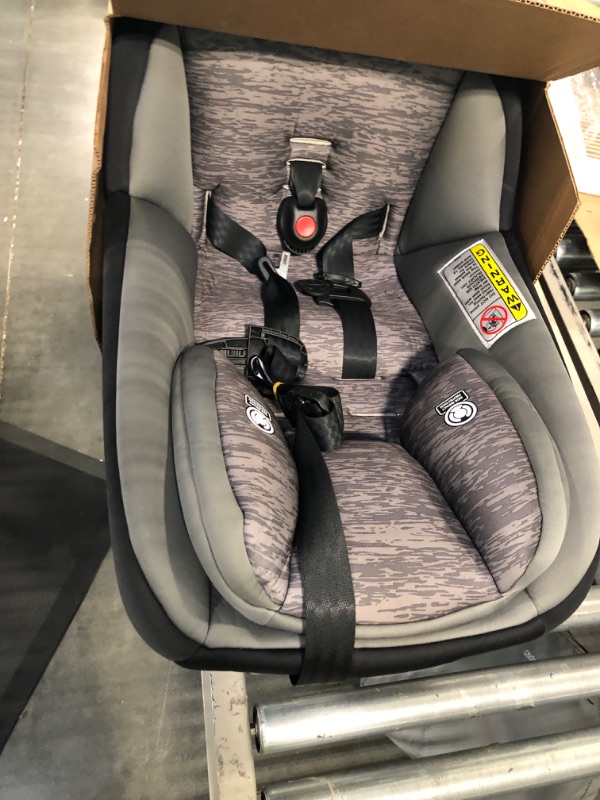 Photo 3 of Cosco Mighty Fit 65 DX Convertible Car Seat (Heather Onyx Gray)