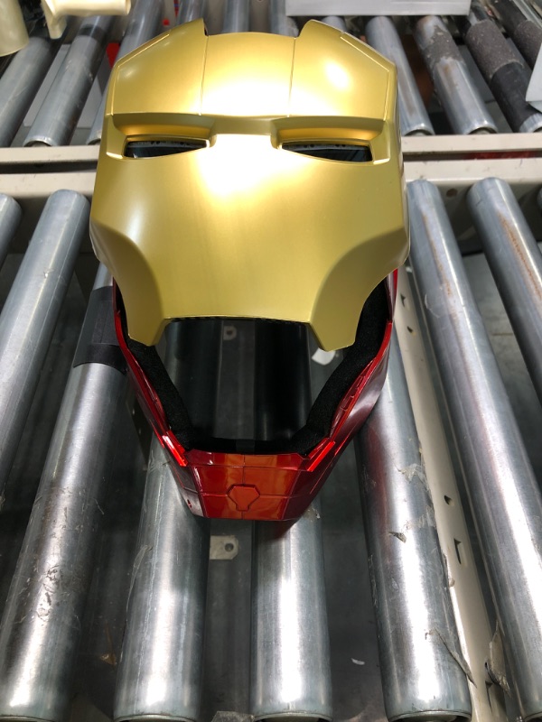 Photo 5 of Avengers Marvel Legends Full Scale Iron Man Electronic Helmet
