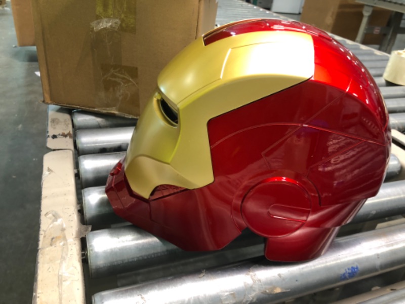 Photo 4 of Avengers Marvel Legends Full Scale Iron Man Electronic Helmet