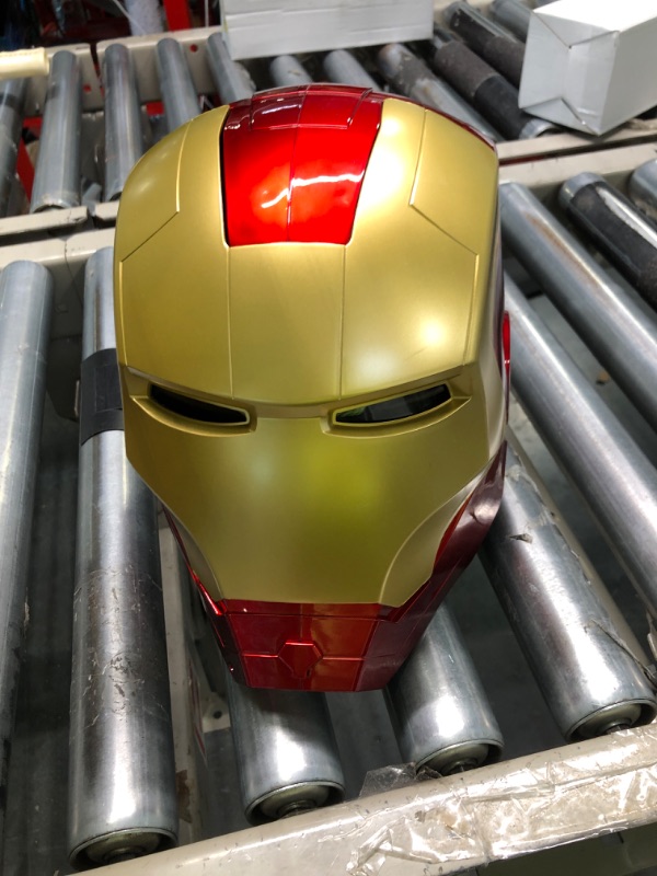 Photo 3 of Avengers Marvel Legends Full Scale Iron Man Electronic Helmet
