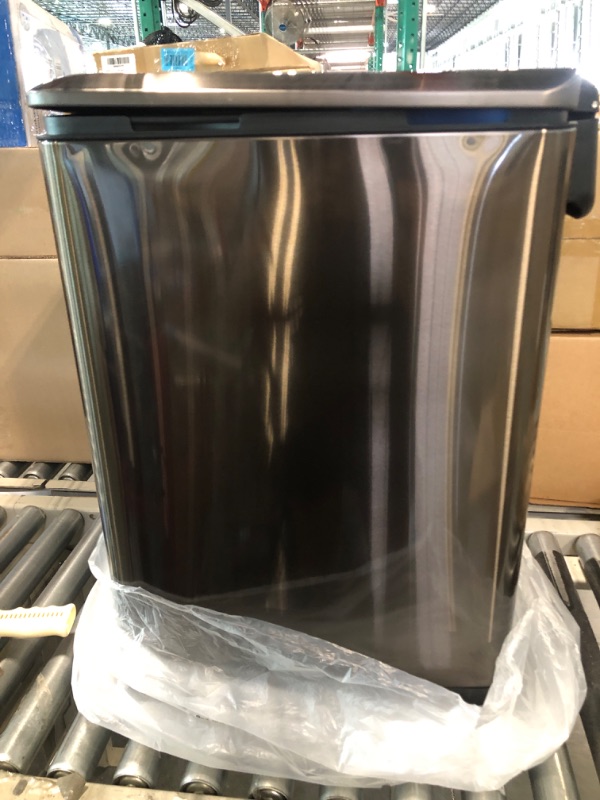 Photo 3 of ****ONE OF THE CANS IS BENT HEAVILY***** Home Zone Living 13 Gallon Dual Compartment Kitchen Trash Can, 50 Liter, Black