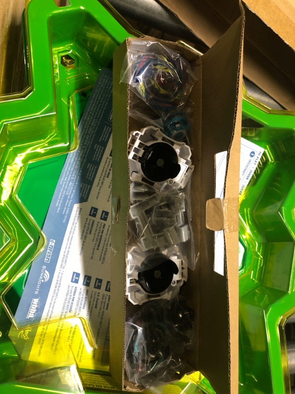 Photo 1 of Beyblade Burst Evolution Star Storm Battle Set (Amazon Exclusive) Frustration-Free Packaging