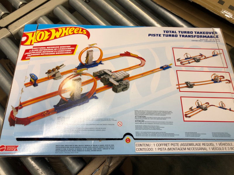 Photo 4 of Hot Wheels Track Builder Total Turbo Takeover Track Set, Motorized Playset with Loops & Stunts, Includes 1 Hot Wheels Die-Cast Car, Toy for Kids 6 to 12 Years Old [Amazon Exclusive]