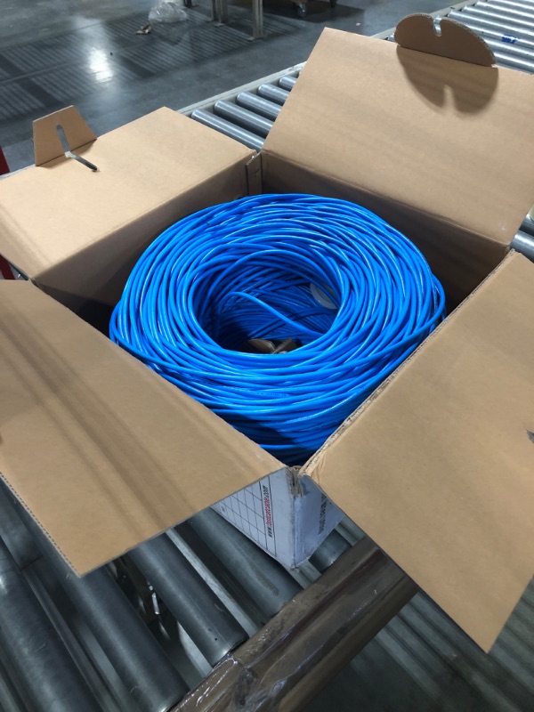 Photo 2 of fast Cat. Cat 6 Ethernet Cable 1000ft (Blue) - 23 AWG, CMR, Insulated Solid Bare Copper Wire Cat 6 Cable with Noise Reducing Cross Separator - 550MHZ / 10 Gigabit Speed UTP LAN Cat6 Cable 1000ft - CMR