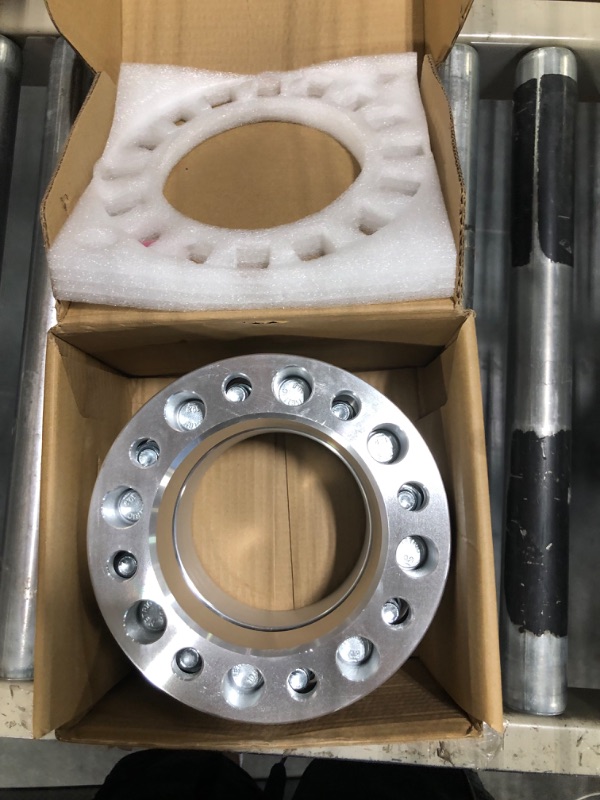 Photo 3 of ECCPP 2X 8 Lug Wheel Spacers 1.5" 8x6.5 to 8x6.5 126.15mm 14x1.5 Compatible with for Avalanche 2500 for 1500 HD 2500 HD for Sierra 1500HD 2500HD 3500HD