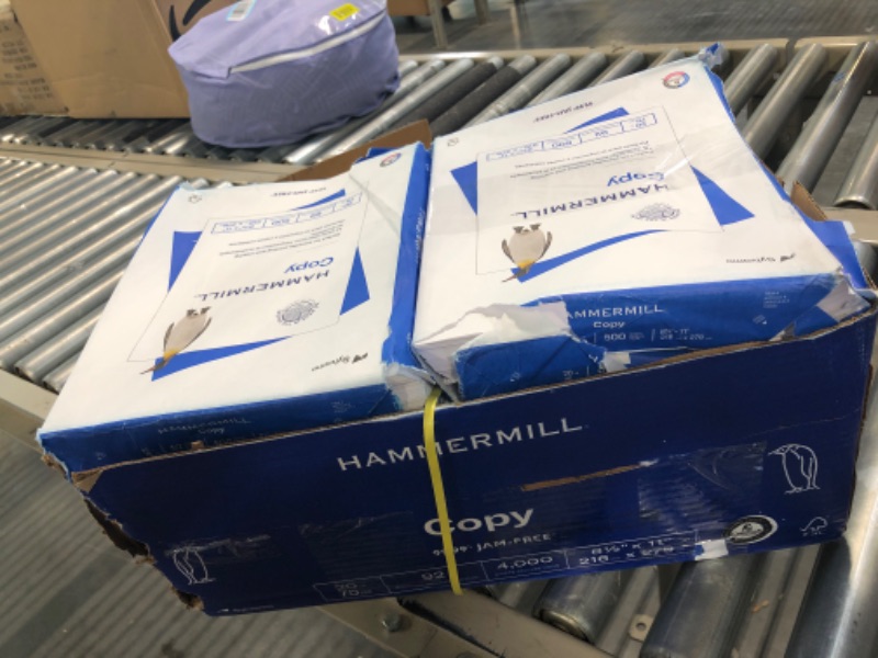 Photo 1 of Hammermill Printer Paper, 20 Lb Copy Paper, 8.5 x 11 - 8 Ream (4,000 Sheets) - 92 Bright, Made in the USA