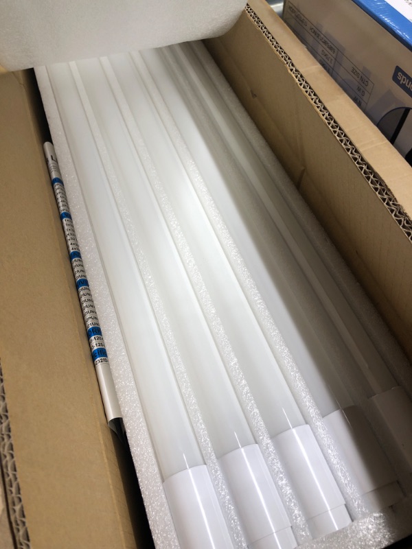 Photo 2 of 20 Pack 4FT LED T8 Hybrid Type A+B Light Tube, 18W, Plug & Play or Ballast Bypass, Single-Ended OR Double-Ended, 5000K, 2400lm, Frosted Cover, T8 T10 T12 for G13, , 120-277V, UL Listed 4 Ft | 5000k