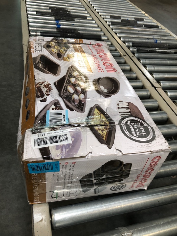 Photo 4 of Circulon Nonstick Bakeware Set with Nonstick Bread Pan, Baking Pans, Baking Sheets, Cookie Sheets, Cake Pan and Muffin Pan / Cupcake Pan - 10 Piece, Chocolate Brown Chocolate Brown 10 Piece