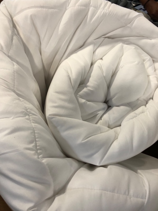 Photo 3 of Bedsure Queen Comforter Duvet Insert - Quilted White Comforters Queen size, All
