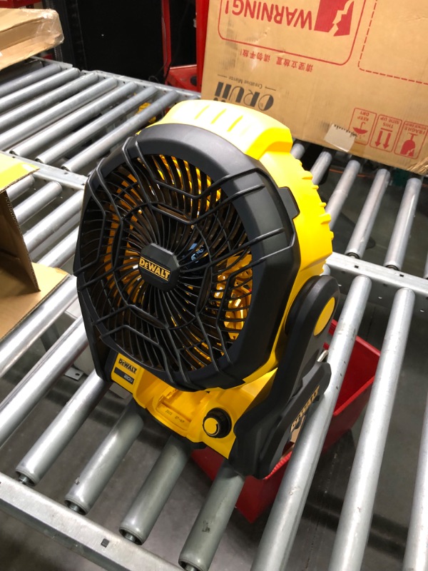 Photo 3 of Dewalt DCE512B 20V MAX Cordless Lithium Ion Jobsite Fan Bare Tool
--- NO Batteries Included ---