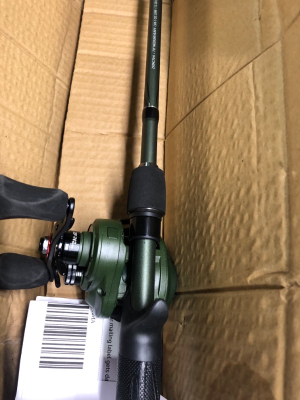 Photo 4 of Abu Garcia Zata Baitcast Low Profile Reel and Fishing Rod Combo Right-handed 7' - Medium Heavy - 1pc