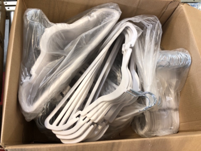 Photo 1 of 100 white velvet hangers