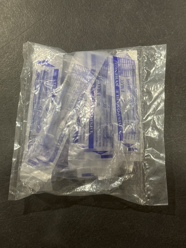 Photo 2 of 20 PACK 1ml Plastic Syringe with Measurement, No Needle Suitable for Refilling and Measuring Liquids, Feeding Pets, Oil or Glue Applicator