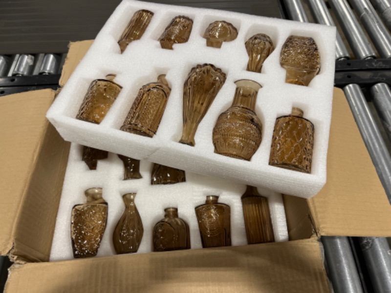 Photo 1 of 20 Pcs Glass Bud Vase Set Small Vases for Flowers Vintage Flower Vase in Bulk Cute Glass Vases for Centerpieces Rustic Decorative Glass Vase for Wedding Table Home Christmas Decoration (Solid Amber)
