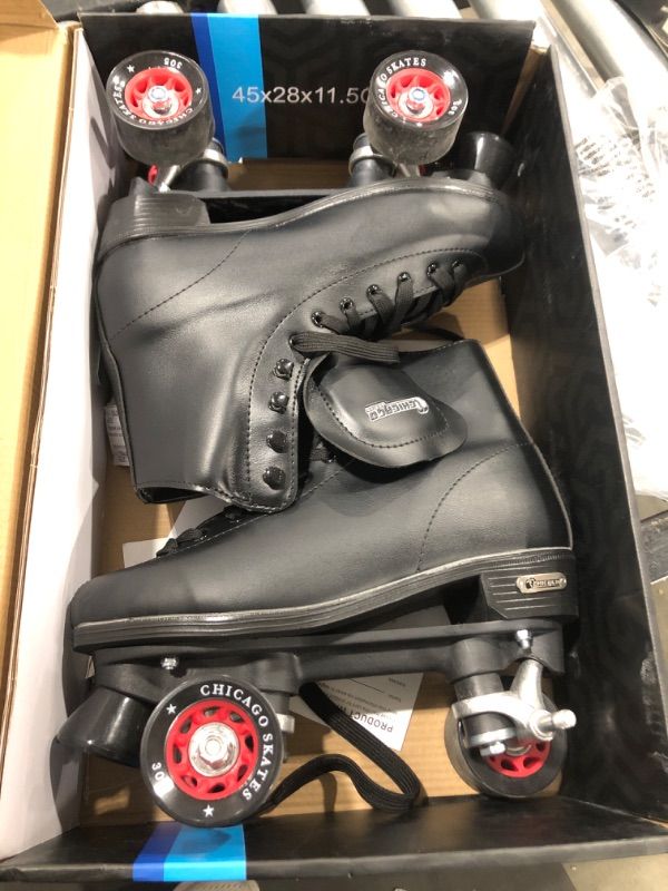 Photo 2 of Chicago Men's Skates SIZE 5