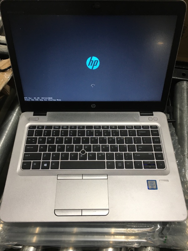 Photo 2 of HP EliteBook 840 G3 - 14” FHD, Intel Core i5-6300U 2.4Ghz, 8GB DDR4, 256GB SSD, Bluetooth 4.2, Windows 10 64 