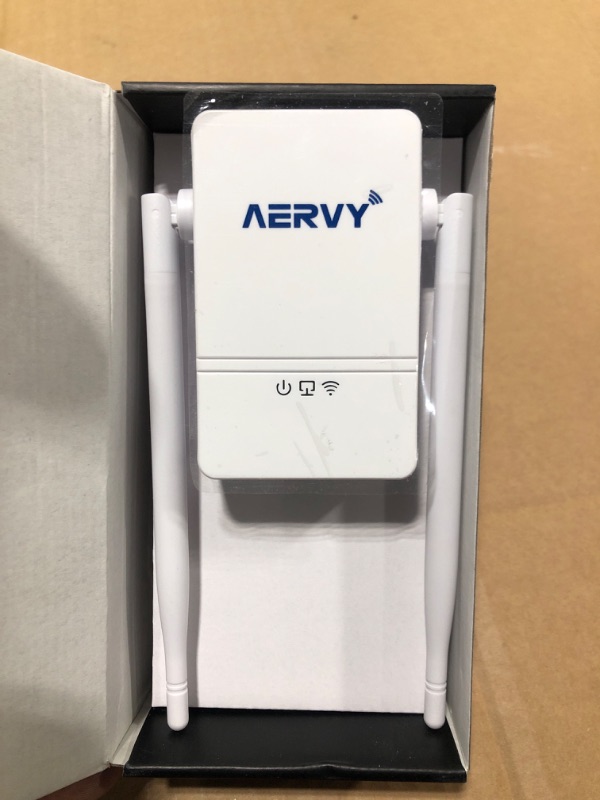 Photo 2 of AERVY CF-WR302S 300Mbps WiFi Range Extender - New