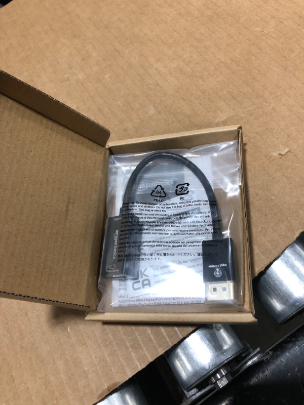 Photo 1 of Amazon Basics DisplayPort to HDMI Adapter (4k@60Hz) 4K/60Hz DisplayPort