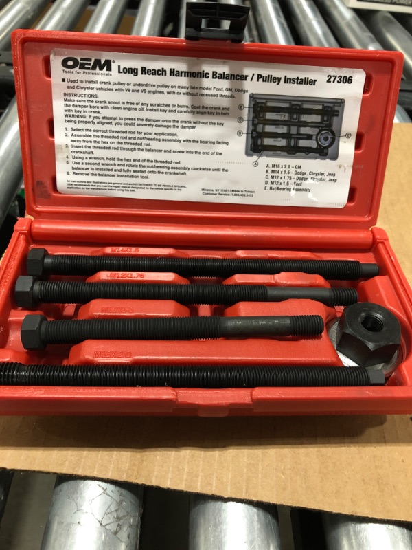 Photo 1 of OEMTOOLS 27306 Long-Reach Harmonic Balancer Puller/Installer Set, Extra Long Forcing Fasteners for Hard-to-Reach Balancer Pulleys, for Use with Ford, GM, Dodge and Chrysler V8 and V6 Engines Red