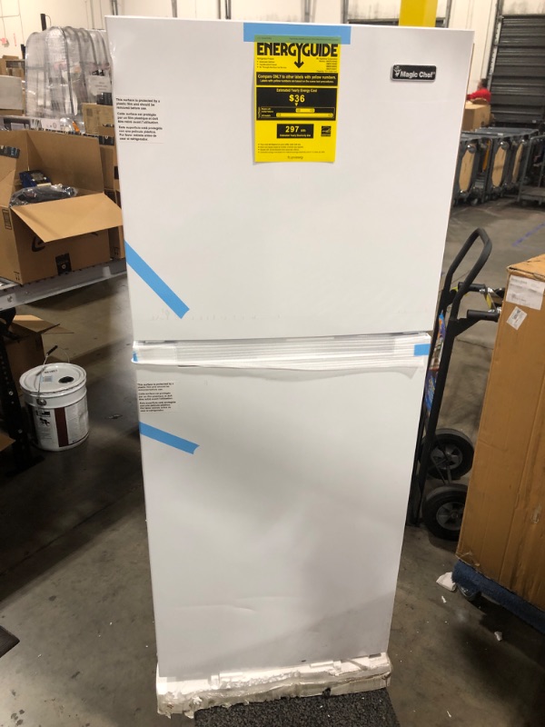 Photo 2 of 10.1 cu. ft. Top Freezer Refrigerator in White
