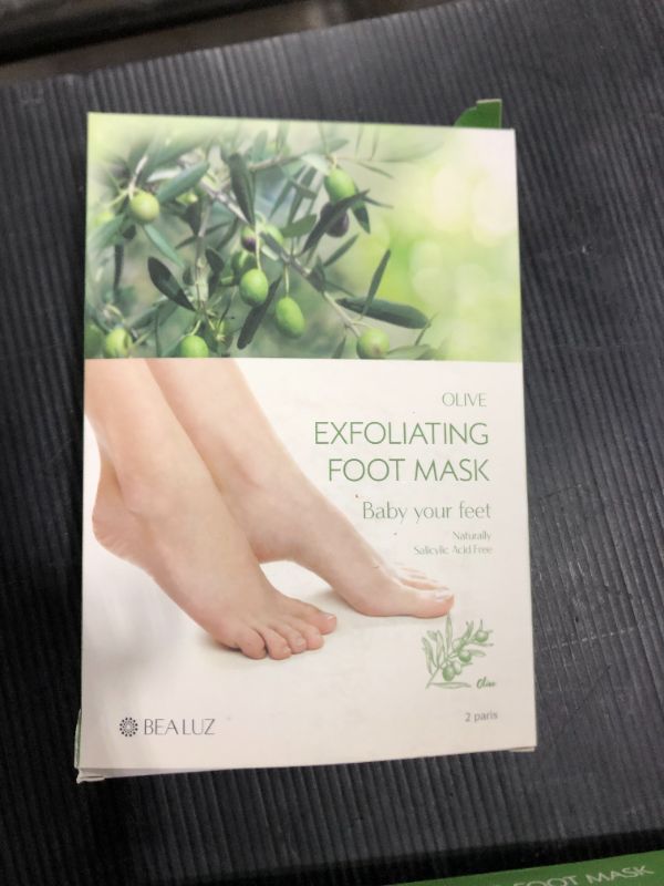 Photo 2 of 2 Pairs Exfoliating Foot Peel Mask, Lavender Scented by Reve Beauty--- 2 pack