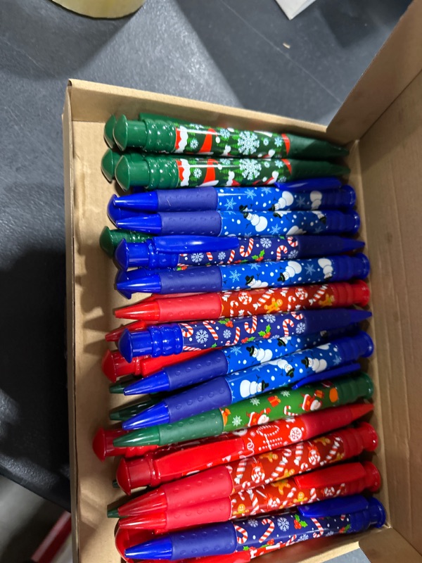 Photo 2 of Sabary 30 Pcs Christmas Pens Jumbo Pens 7.5 Inch Large Ballpoint Pens Giant Pen for Kids Adults Christmas Party Favor Office Classroom School Supplies Xmas Gifts(Lovely Style)