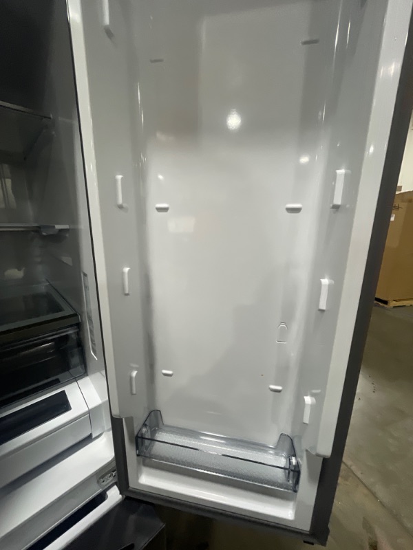 Photo 5 of Samsung Mega Capacity 30.5-cu ft Smart French Door Refrigerator with Dual Ice Maker (Fingerprint Resistant Stainless Steel) ENERGY STAR
