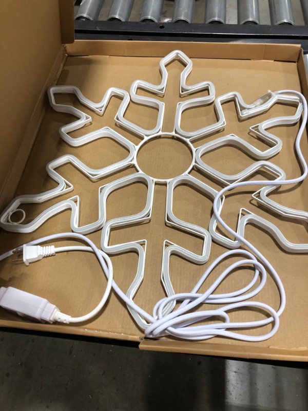 Photo 2 of 1 Pack 20 Inch Large Outdoor Snowflake Decorations Neon Light, 120 LED Outdoor Lighted Snowflake, Outdoor Christmas Yard Decorations for Outdoor, Yard, Porch, Christmas, Nativity Scene (Cold White) Cold White 1