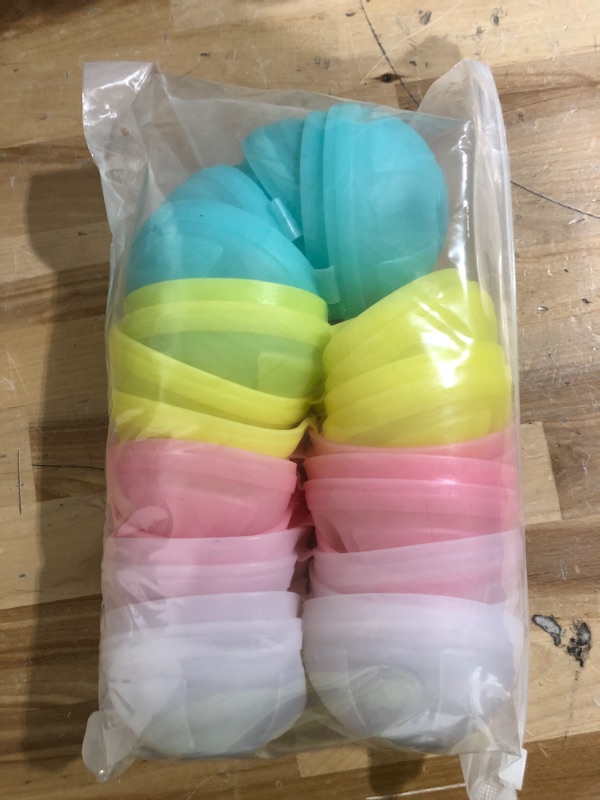 Photo 1 of 12PCS Reusable Water Balloons, Self Sealing Quick Fill Latex-Free Silicone Water Ball, Water Balloons For Summer Swimming Pool Party for Kids Adults Outdoor Activities Beach Fun Party Supplies
