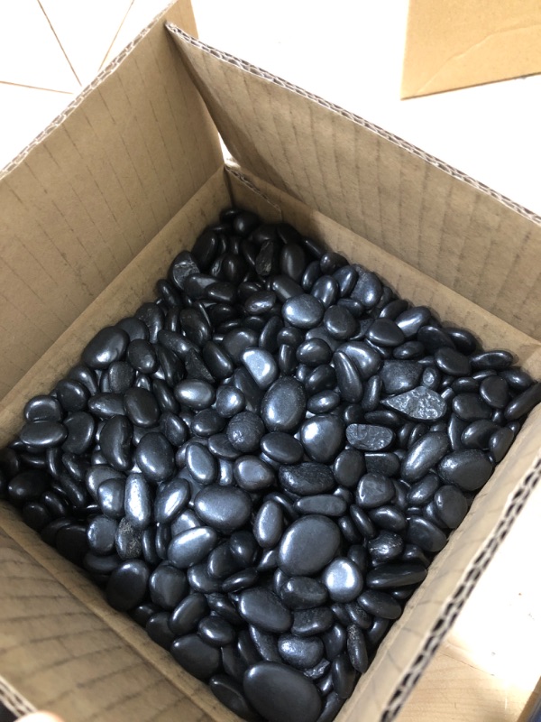 Photo 2 of 5 Pounds River Rocks for Plants,0.4" - 0.6" Black Stones for Garden Landscaping,Aquarium Rocks Black,Landscaping Rocks for Fish Tank,Black Pebbles for Plants, River Rocks for Vases, Garden, Aquarium 5 LBS 1