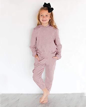 Photo 1 of Kids Fashion Hoodie Joggers Set 2 Piece Outfits Sweatsuit Cute Pullover Sweatshirt and Sweatpants
