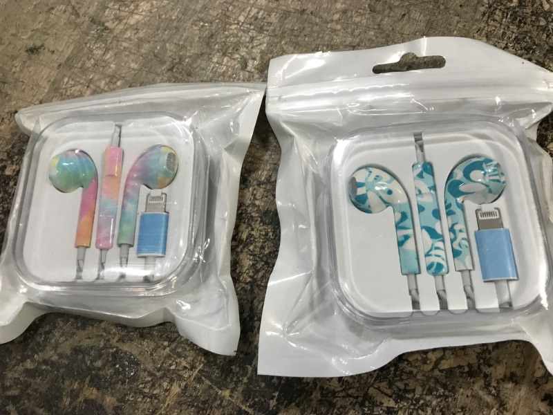 Photo 1 of Coolden USB C Wired In-Ear Headphone,Type-C Colorful Earphones with Microphone & Volume Control, HIFI Stereo Sound Noise Cancelling Earbuds Compatible with Samsung Galaxy S23 Ultra/S22 Ultra/S23 +/S22   2 PACKS