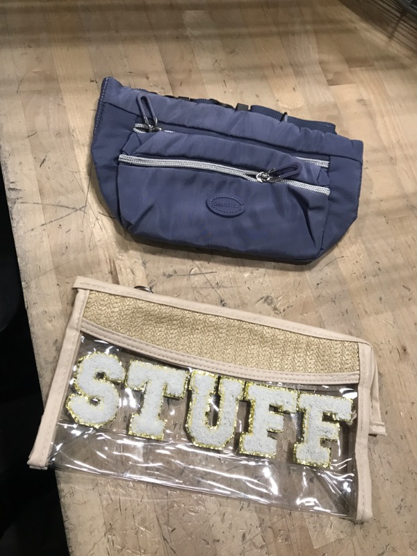 Photo 1 of ***Bundle of fanny pack + make-up bag 
2 items 