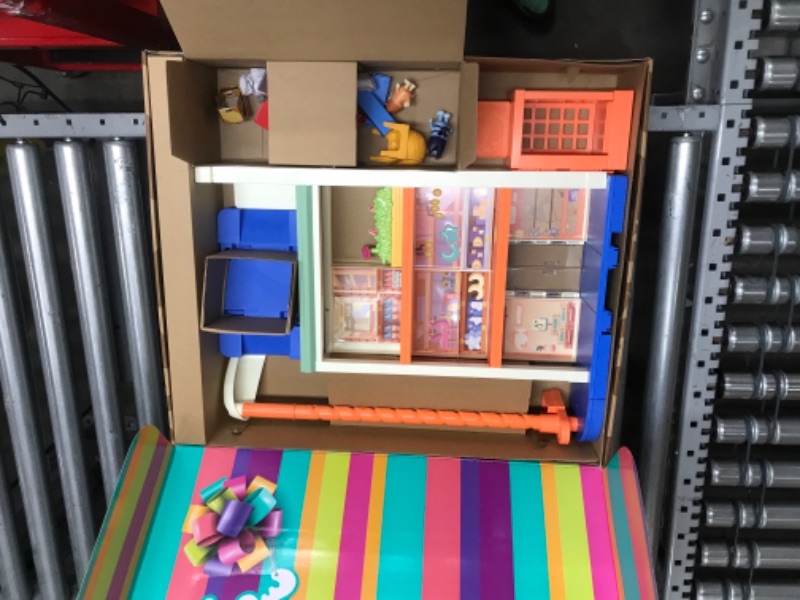 Photo 2 of Bluey Hammerbarn Shopping Center Mega Set, 4 Level, 22" Tall Playset with Working Lift and Trolley Return, Lights and 45+ Sounds. 3 Figures. 15 Accessories & Tradie Ute Vehicle | Amazon Exclusive Hammerbarn Shopping Center Mega Set - Exclusive