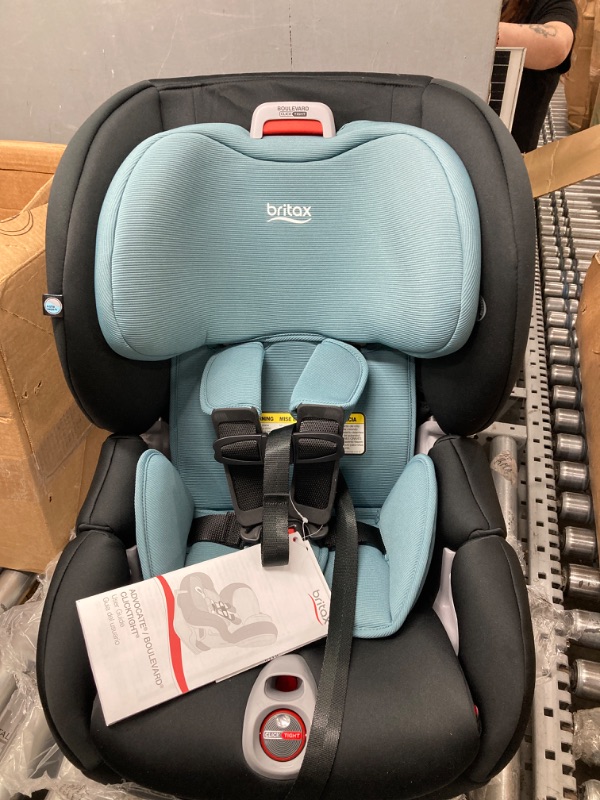 Photo 2 of Britax Boulevard Clicktight Convertible Car Seat, Green Contour SafeWash Boulevard Green Contour