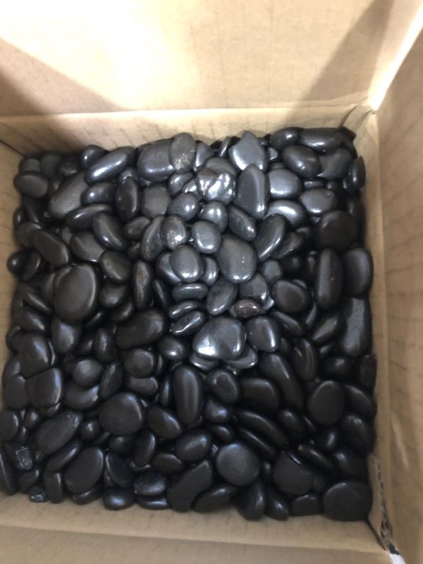 Photo 2 of 5 Pounds River Rocks for Plants,0.4" - 0.6" Black Stones for Garden Landscaping,Aquarium Rocks Black,Landscaping Rocks for Fish Tank,Black Pebbles for Plants, River Rocks for Vases, Garden, Aquarium 5 LBS 1