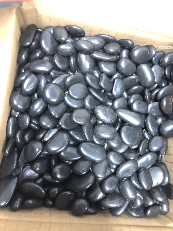 Photo 2 of 5 Pounds River Rocks for Plants,0.4" - 0.6" Black Stones for Garden Landscaping,Aquarium Rocks Black,Landscaping Rocks for Fish Tank,Black Pebbles for Plants, River Rocks for Vases, Garden, Aquarium 5 LBS 1