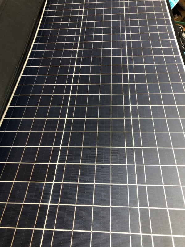 Photo 3 of ALLPOWERS 400W Portable Solar Panel Waterproof IP67 Foldable Solar Panel Kit with 37.5V MC-4 Output Solar Charger for Outdoor Adventures Power Outage RV Solar Generator