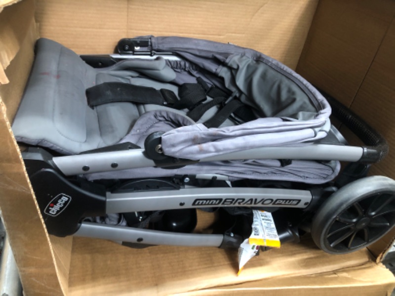 Photo 4 of Chicco Mini Bravo Plus Lightweight Stroller, Graphite
