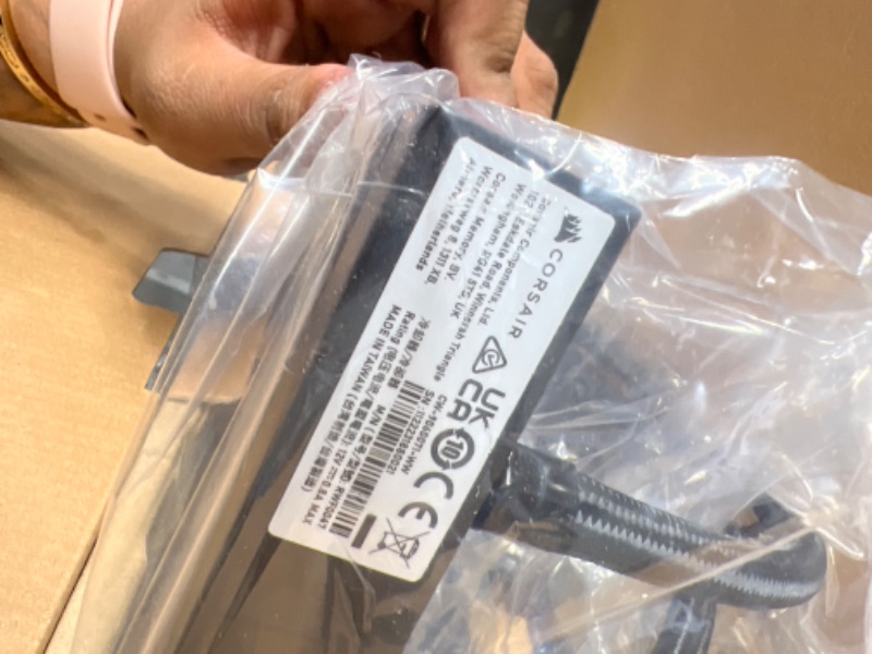 Photo 1 of Corsair iCUE H170i Elite LCD XT Liquid CPU Cooler - IPS LCD Screen - Three AF140 RGB Elite Fans - 420mm Radiator - Fits Intel® LGA 1700, AMD® AM5, and More - Included iCUE Commander CORE - Black
