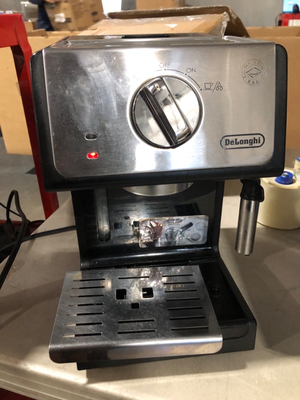 Photo 2 of *PREV USED-MINOR DAMAGE*FOR PARTS** De'Longhi Stilosa Manual Espresso Machine