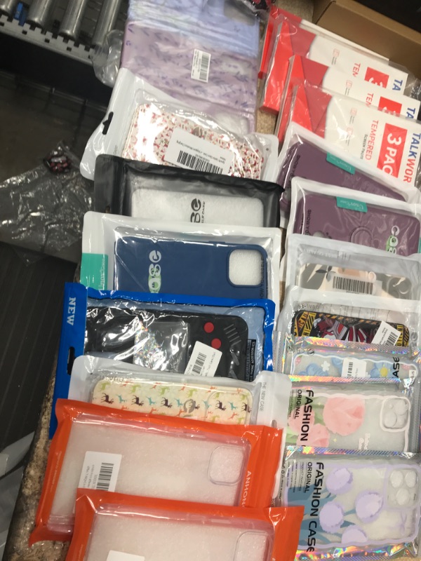 Photo 1 of 20 Piece Assorted Phone case/accessories bundle