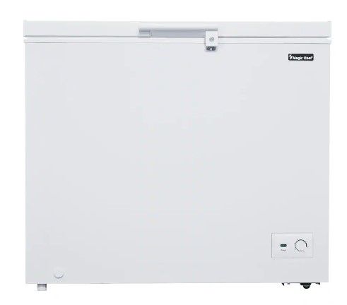 Photo 1 of *DOESN'T GET COLD** 8.7 cu. ft. Manual Defrost Chest Freezer in White
