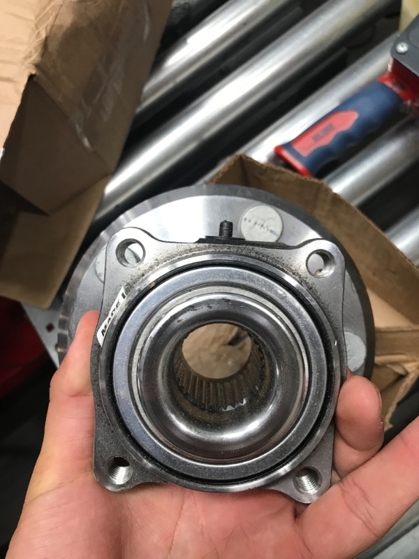 Photo 1 of ACDelco GM Original Equipment RW20-132 Rear Wheel Hub and Bearing Assembly with Wheel Studs