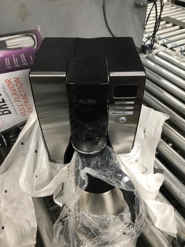 Photo 2 of 10-Cup Coffee Maker with Thermal Carafe