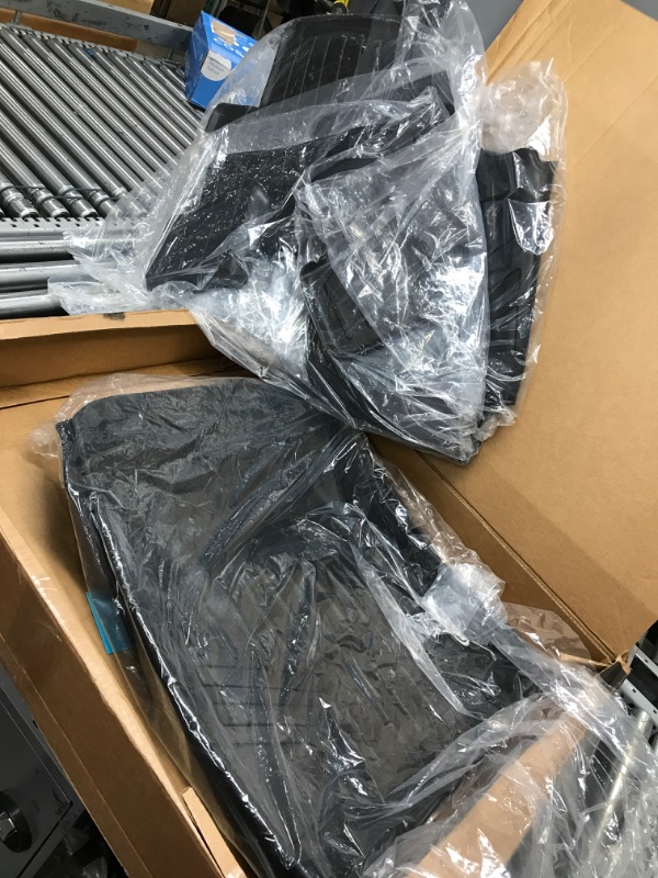 Photo 2 of MAXLINER Custom Floor Mats Set (Both Rows 1pc) Black Compatible with 2019-2022 Ram 2500/3500 Crew Cab with 1st / 2nd Row Bench Seat